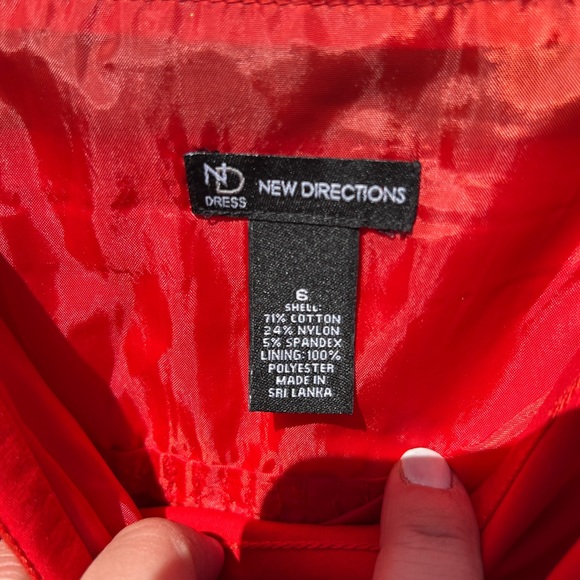 Medium dress - Picture 4 of 4